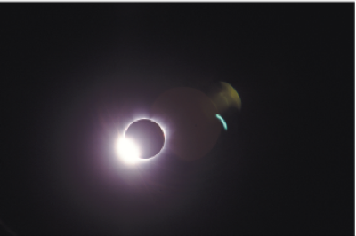 Figure 4. Eclipse with corona and “diamond ring effect.” (Photo: Jay M. Pasachoff and the 2006 Williams College Expedition)